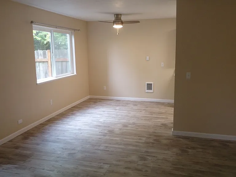 Glenview West Apartments — Photo 37