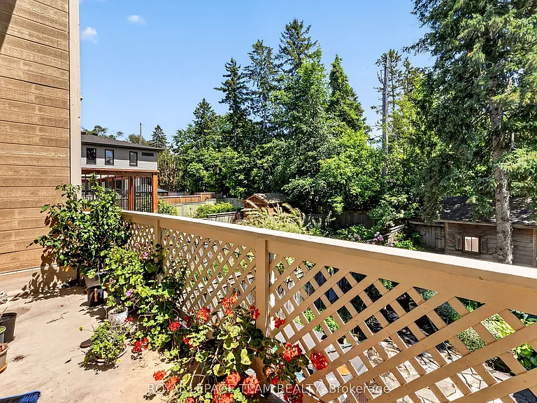 2086 Carling Ave — Photo 14