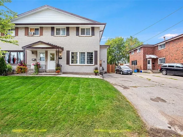 64 & 66 Delawana Dr, Hamilton, ON L8E 1G4