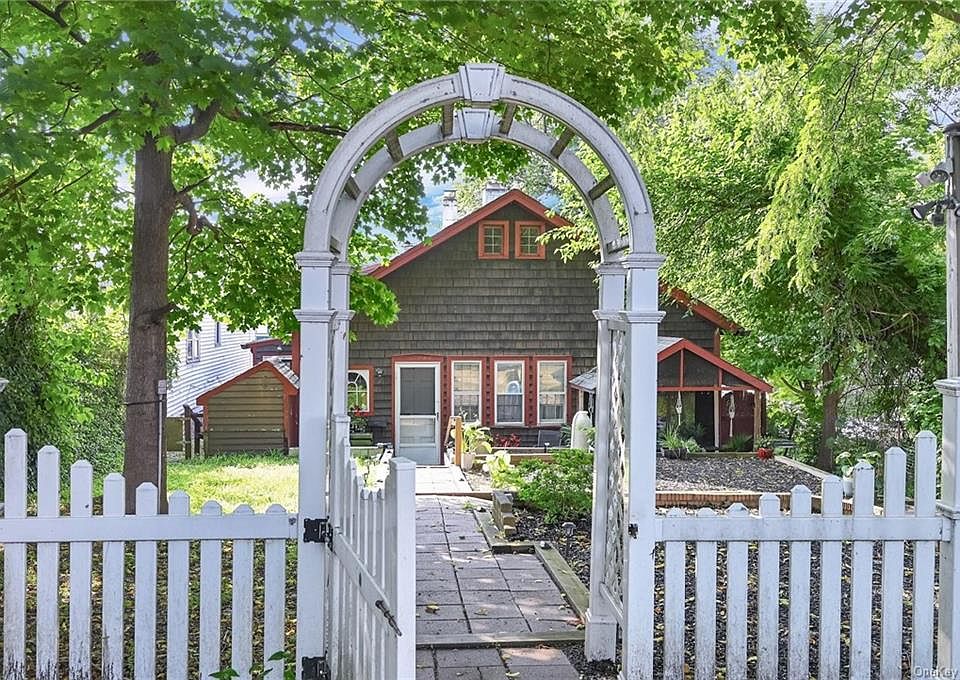 37 Union Street, Montgomery, NY 12549 Zillow