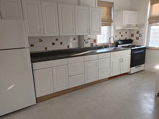 Rented by Brick Real Estate | media 14