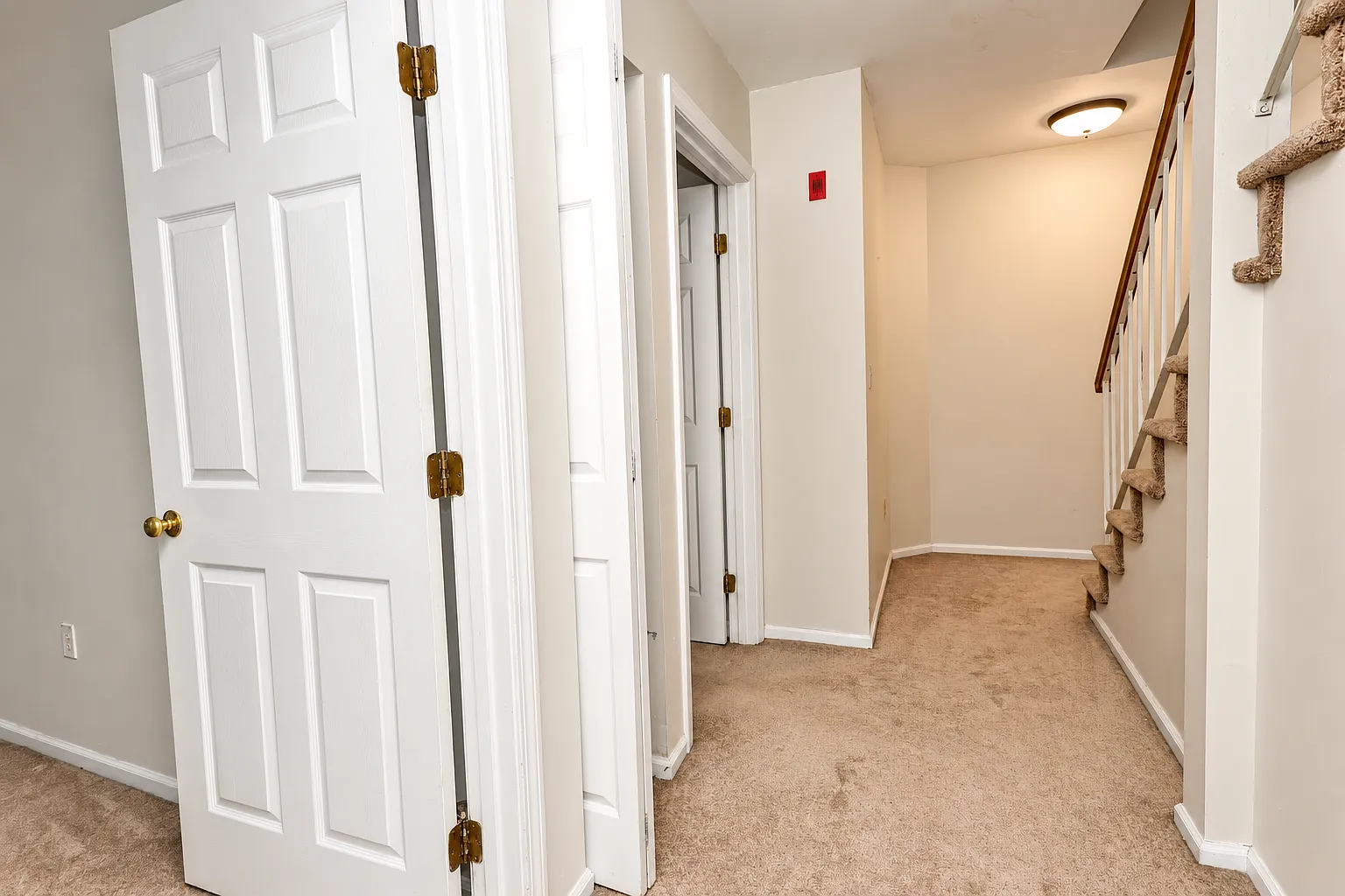 2 bed, 1.5 bath, 1000 sqft, $2,200 — Photo 3