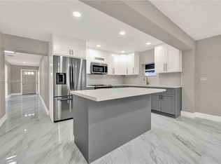 951 W 30th St, Hialeah, FL 33012