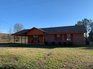5818 Nashville Ferry Rd E, Columbus, MS 39702