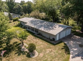 2621 Trail Ridge Dr NW, Swisher, IA 52338