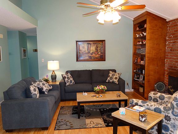 4th image of 3421 El Cortez Ave