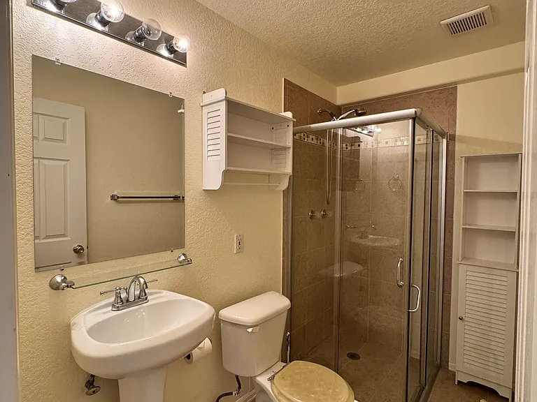 9882 Saybrook St — Photo 25