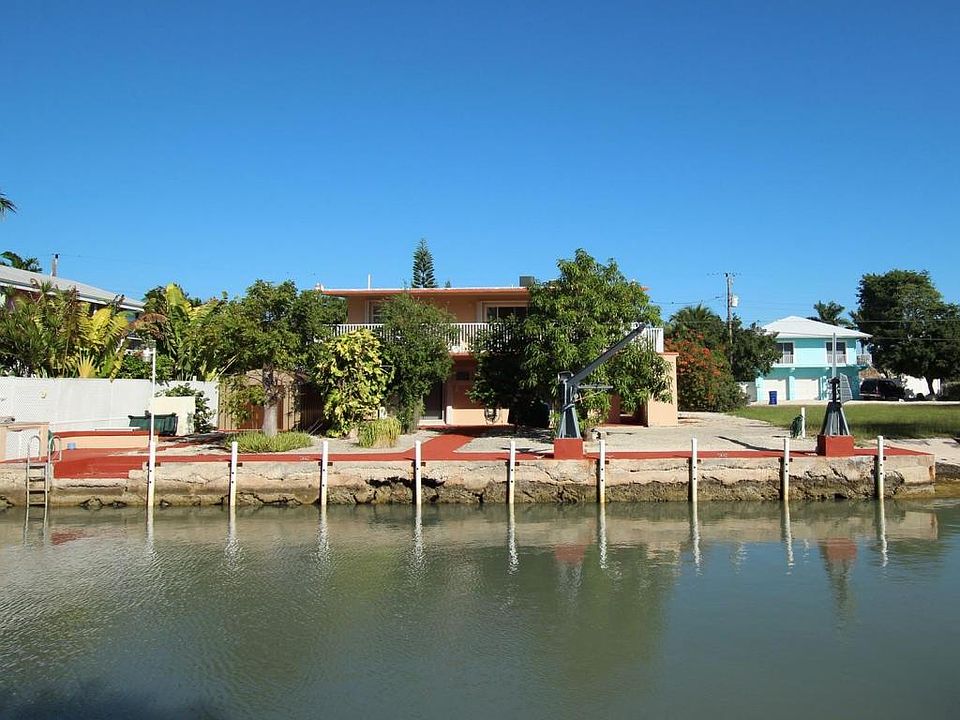 1st image of 144 Plantation Dr