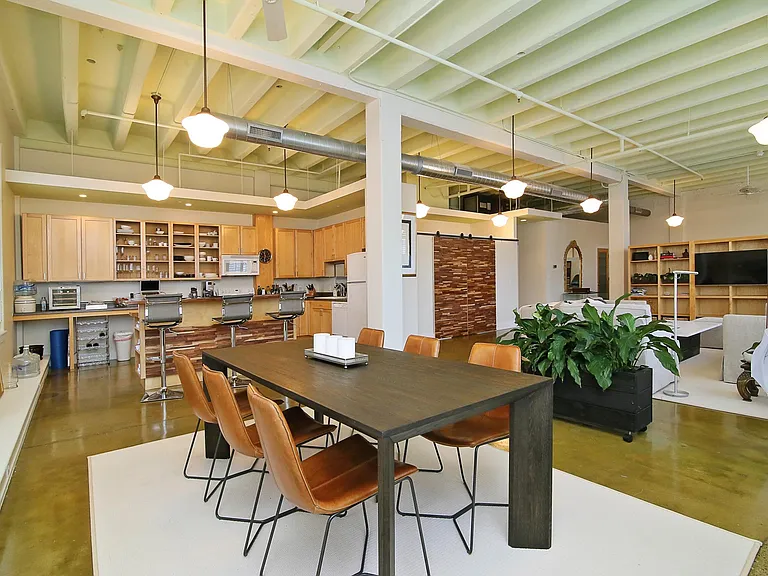103 W Main St #201 — Photo 3