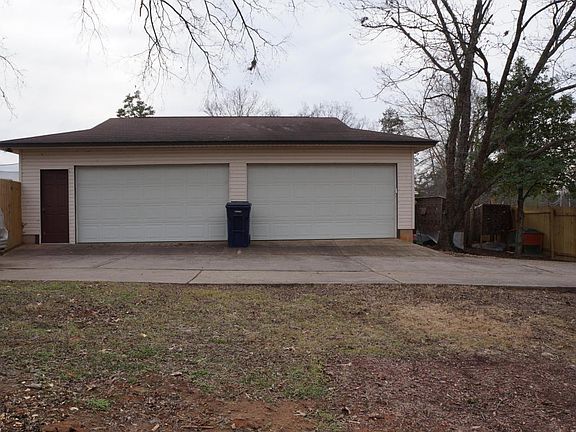 2nd image of 187 Bunker Hill Ln