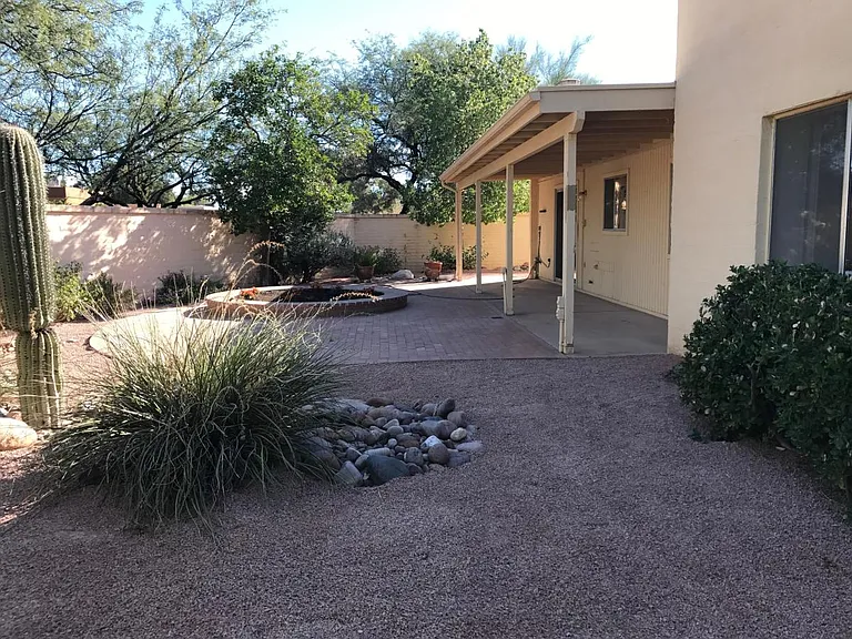 2560 N Water Pl — Photo 28