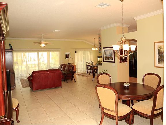 Living Room / Dining Room