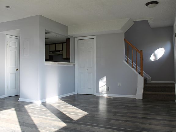 4th image of 135 Brandywine Ct #319