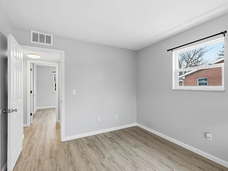 113 Lasalle St #3 — Photo 21