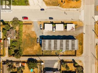 3915 Selkirk Ave, Powell River, BC V8A3C5