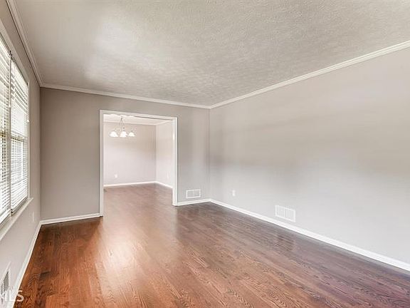 5th image of 3836 Cline Dr SE