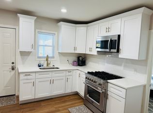 3 E Mountain Rd, Scranton, PA 18505