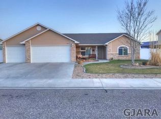 404 W Applewood Dr, Fruita, CO 81521