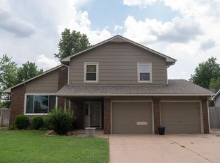 10013 W Dora St, Wichita, KS 67209