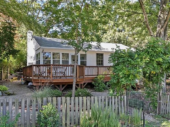 2nd image of 2133 Thurmond Pl