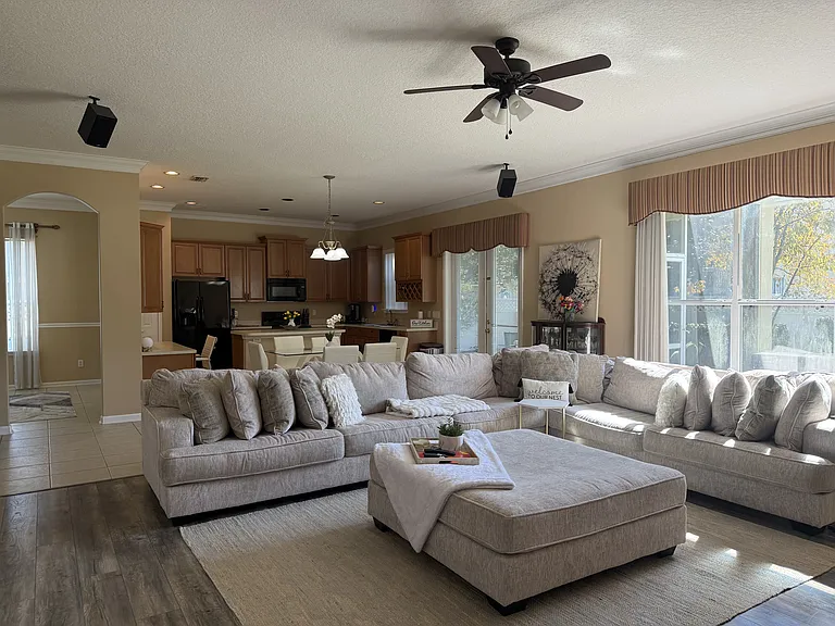 12242 Hawkstowe Ln — Photo 5