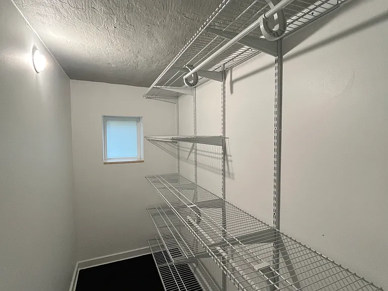 2341 W Cortez St #1 — Photo 10
