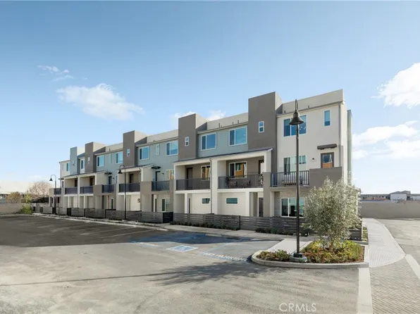 11716 Arkansas St #E, Artesia, CA 90701