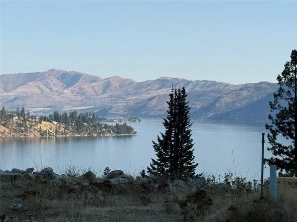 416 McClosky Drive S, Chelan, WA 98816