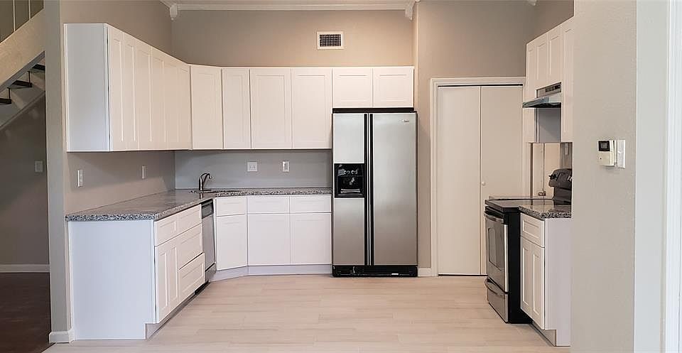 1st image of 2226 Hammerwood Dr
