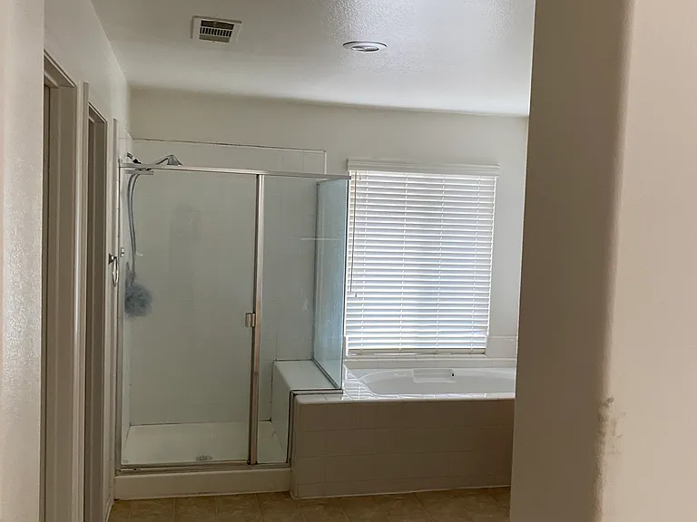 23547 Karen Pl — Photo 10