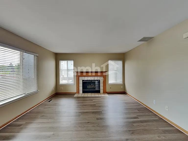 14233 S Hillsdale Ct — Photo 6