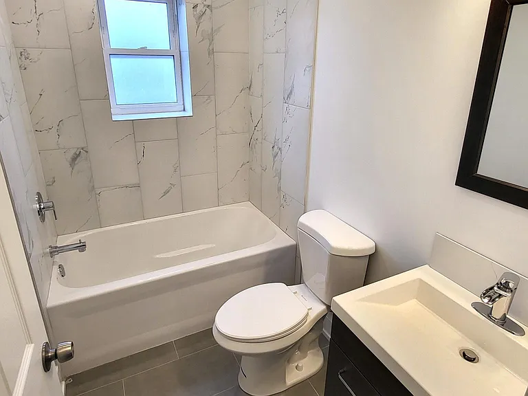 1916 S Leavitt St #3F — Photo 16