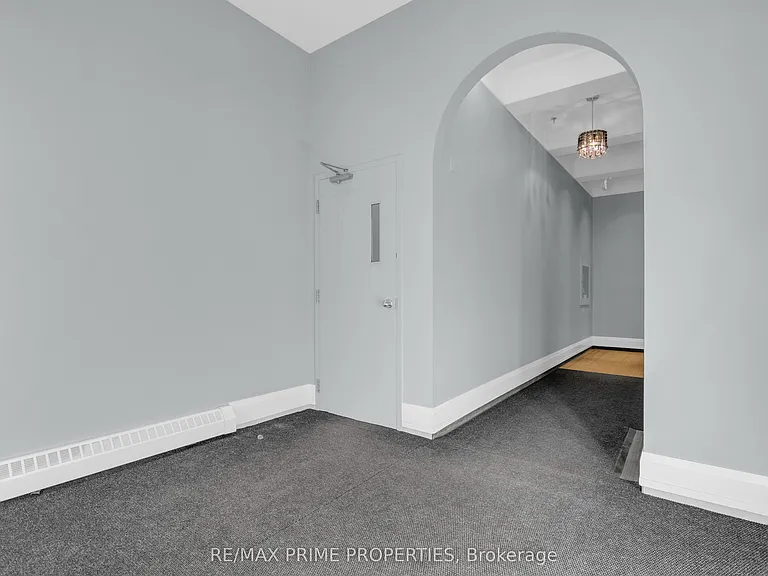 202 Saint Patrick St #10 — Photo 19