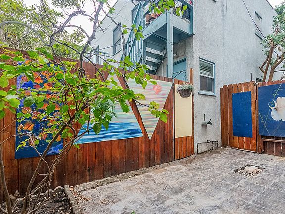 3rd image of 1402 Ocean Park Blvd