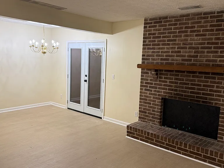 772B Barnes Mill Trce — Photo 3