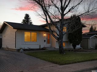 226 Stillwater DRIVE, Saskatoon, SK S7J 4K3