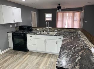 1233 23rd St, Des Moines, IA 50311