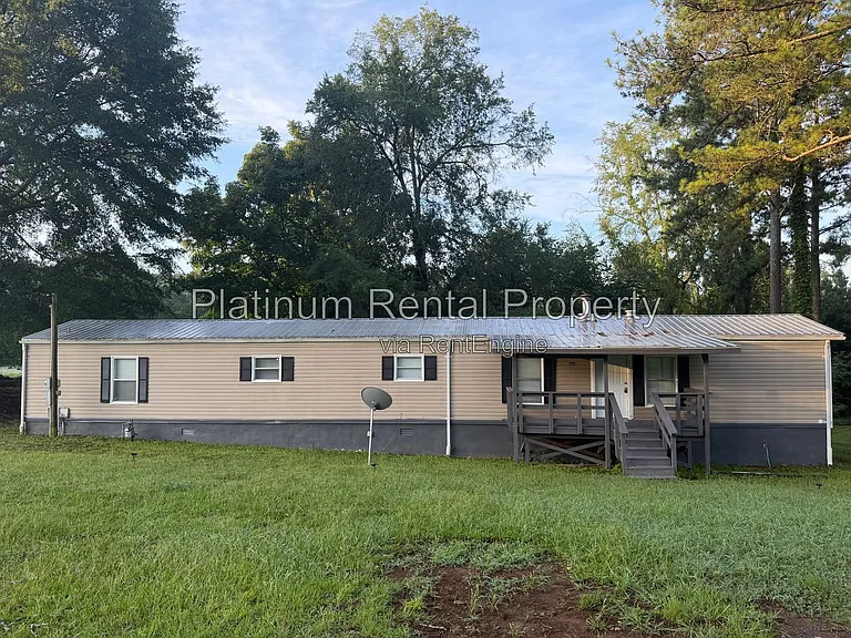 4432 Brandy Ln SE — Photo 3