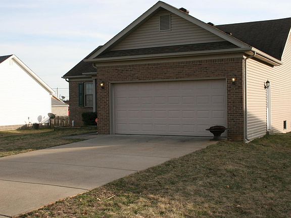 FR03 Large 2 car garage features side ac