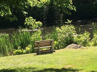 18 Diamond Dr, Dracut, MA 01826