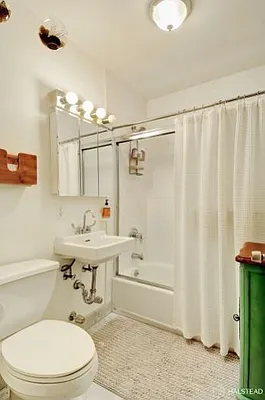 Rented by Halstead Real Estate | media 24