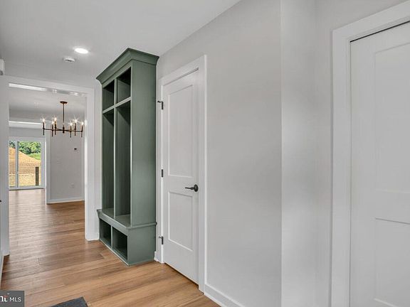3rd image of 102 Candler Way