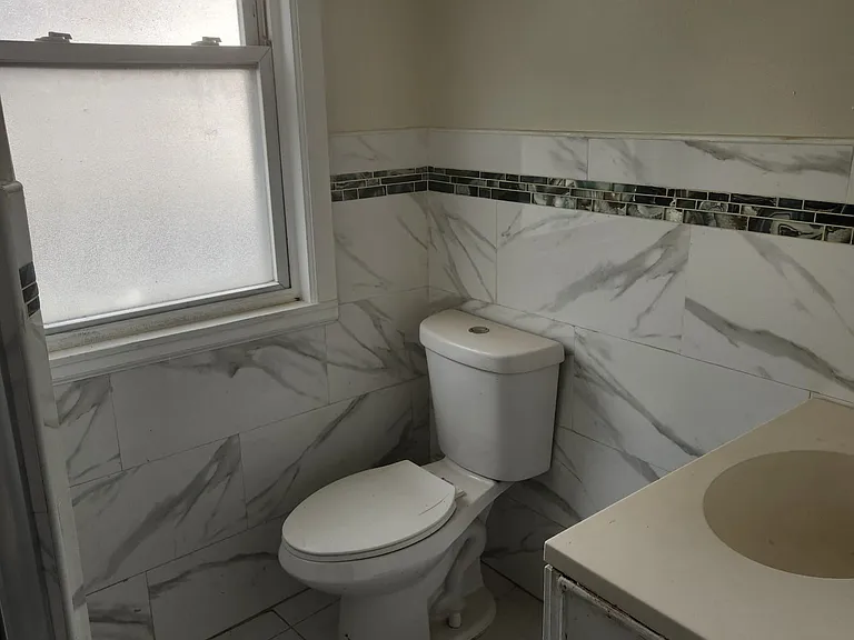 139 Glen Ave #1 — Photo 7