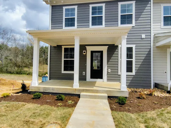 1047 Balsam Ln, Blacksburg, VA