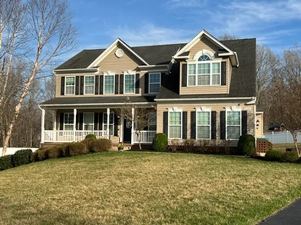 2100 Madis Ct, Prince Frederick, MD 20678