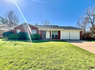 1816 Lexington Pl, Bedford, TX 76022