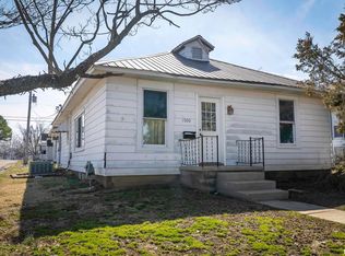 1500 W Tyler St, Herrin, IL 62948