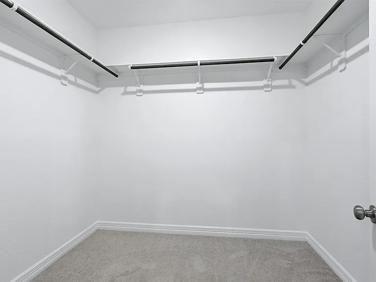 119 Buttonwood Ct — Photo 23