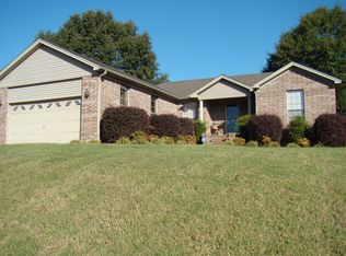 208 Summerwood Dr, Searcy, AR 72143