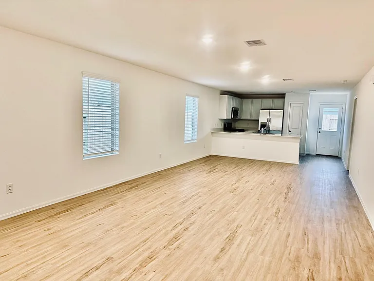 26715 Cenzontle Dr — Photo 6